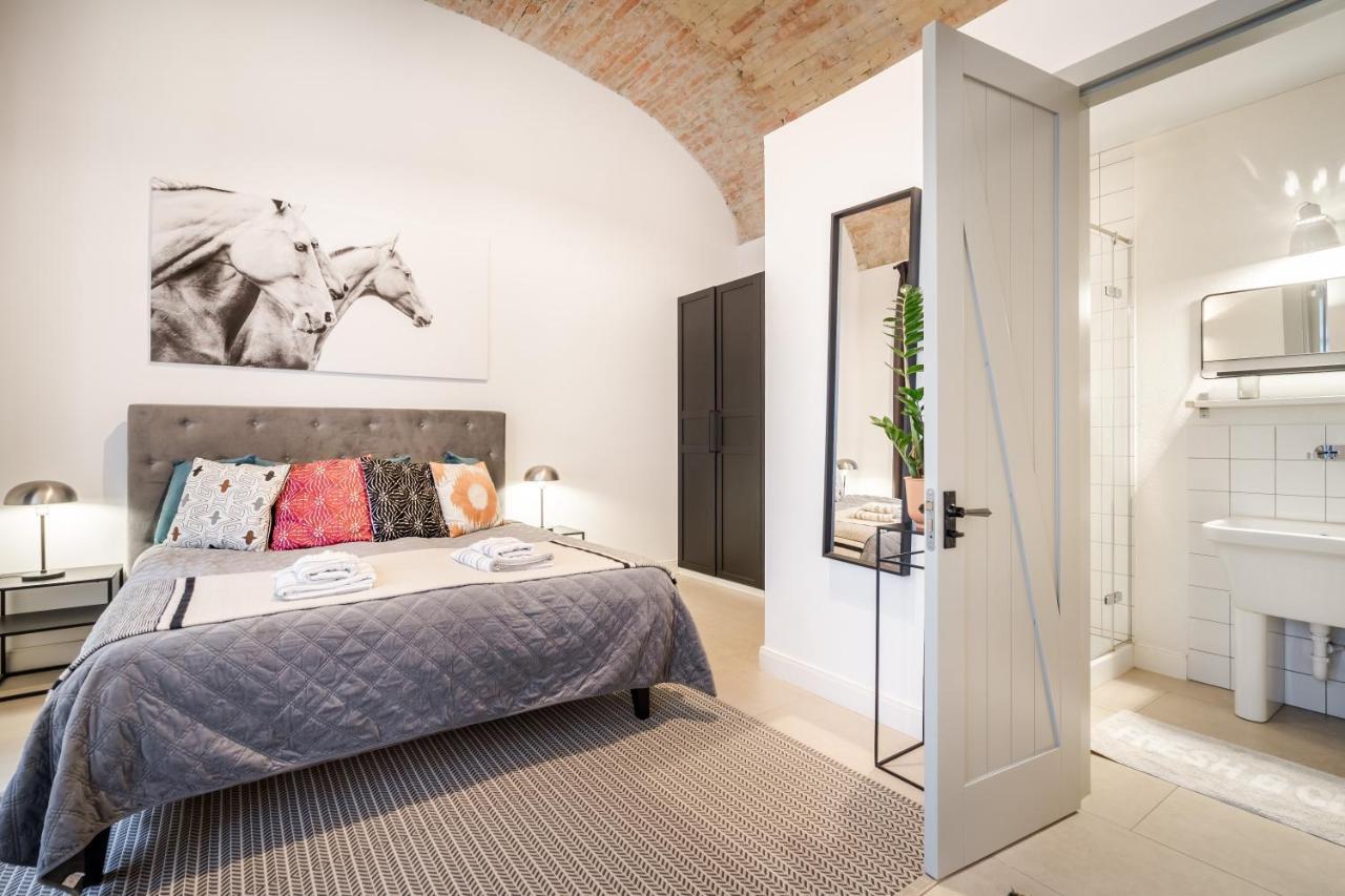 Urban Stable Luxury Apartments Budapest Eksteriør billede