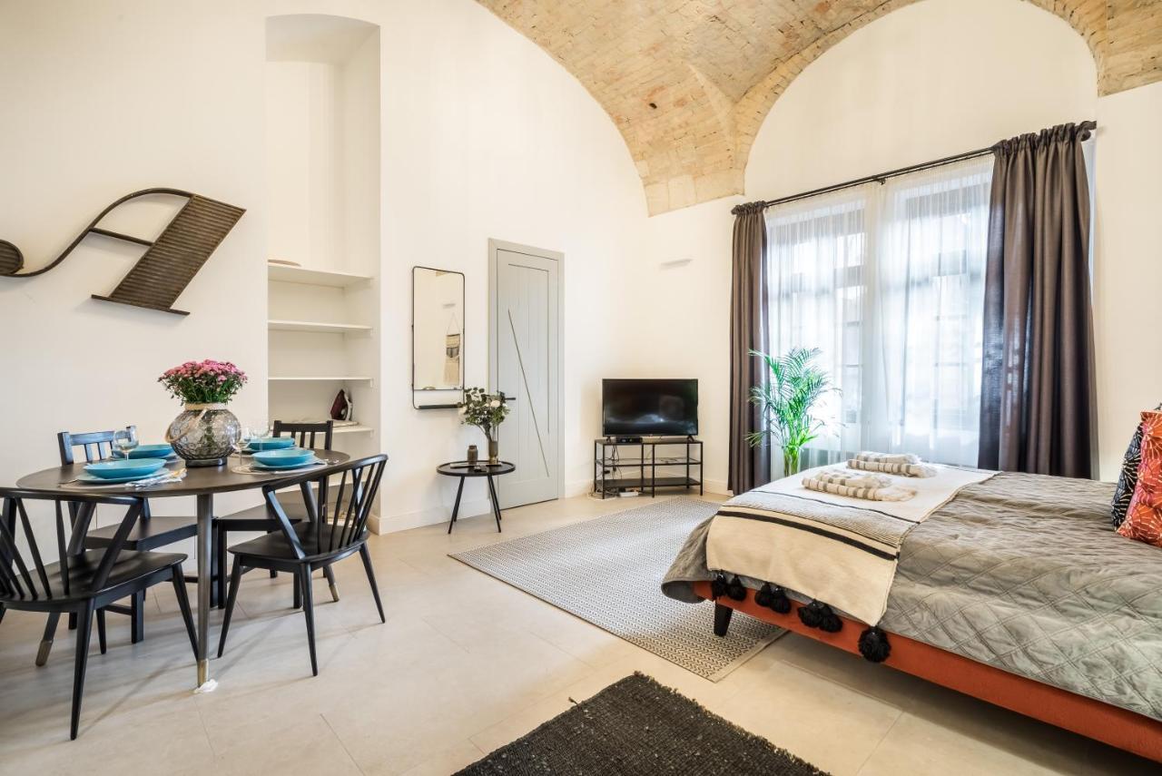 Urban Stable Luxury Apartments Budapest Eksteriør billede