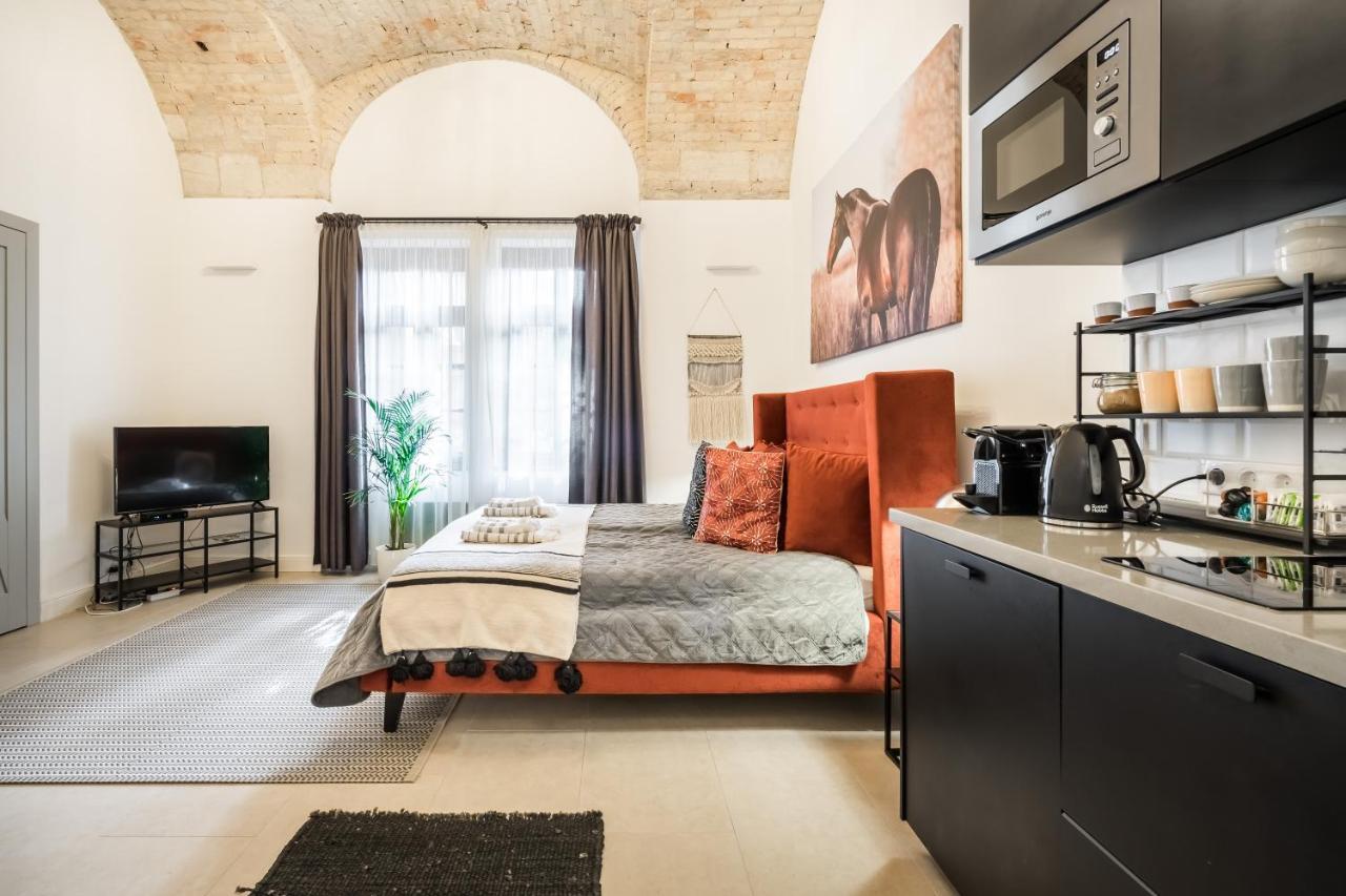 Urban Stable Luxury Apartments Budapest Eksteriør billede