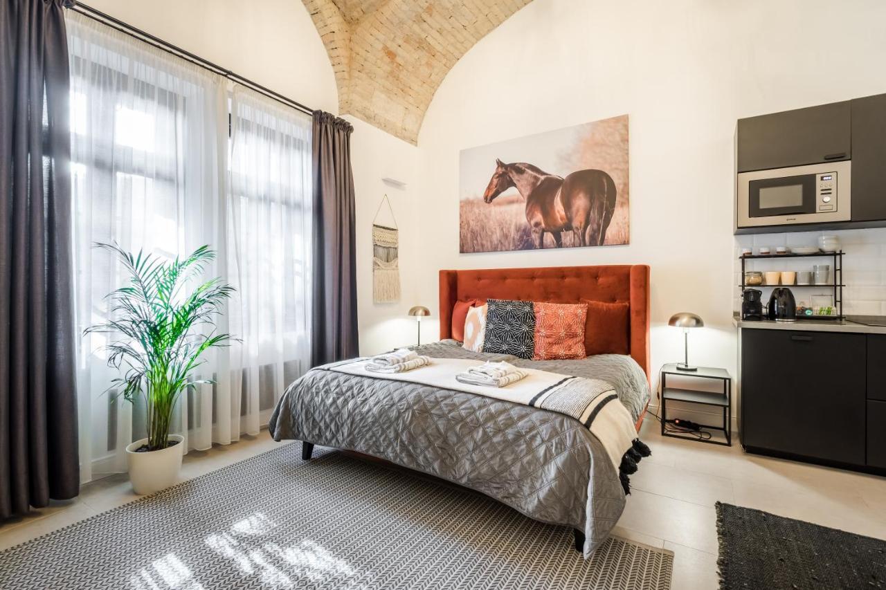 Urban Stable Luxury Apartments Budapest Eksteriør billede
