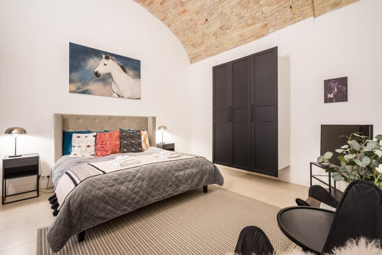 Urban Stable Luxury Apartments Budapest Eksteriør billede