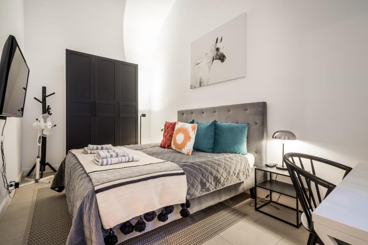 Urban Stable Luxury Apartments Budapest Eksteriør billede